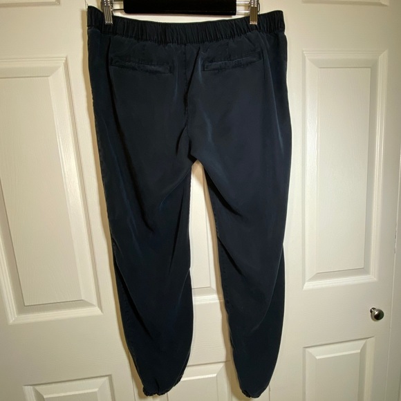 GAP Maternity Drawstring Joggers - Picture 2 of 5